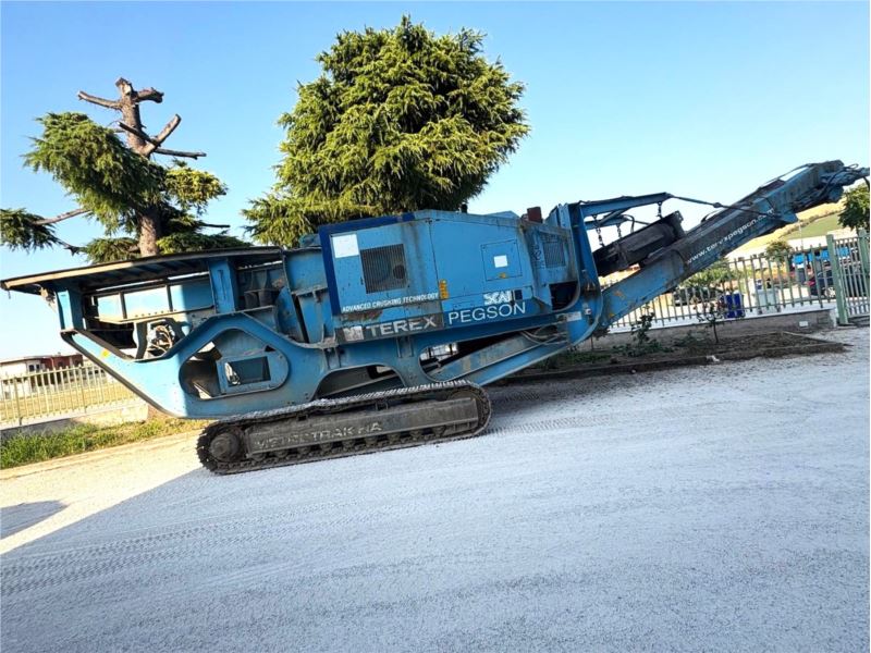 Impianti di frantumazione usati: Gruppo mobile Terex-Pegson 900 x 600 